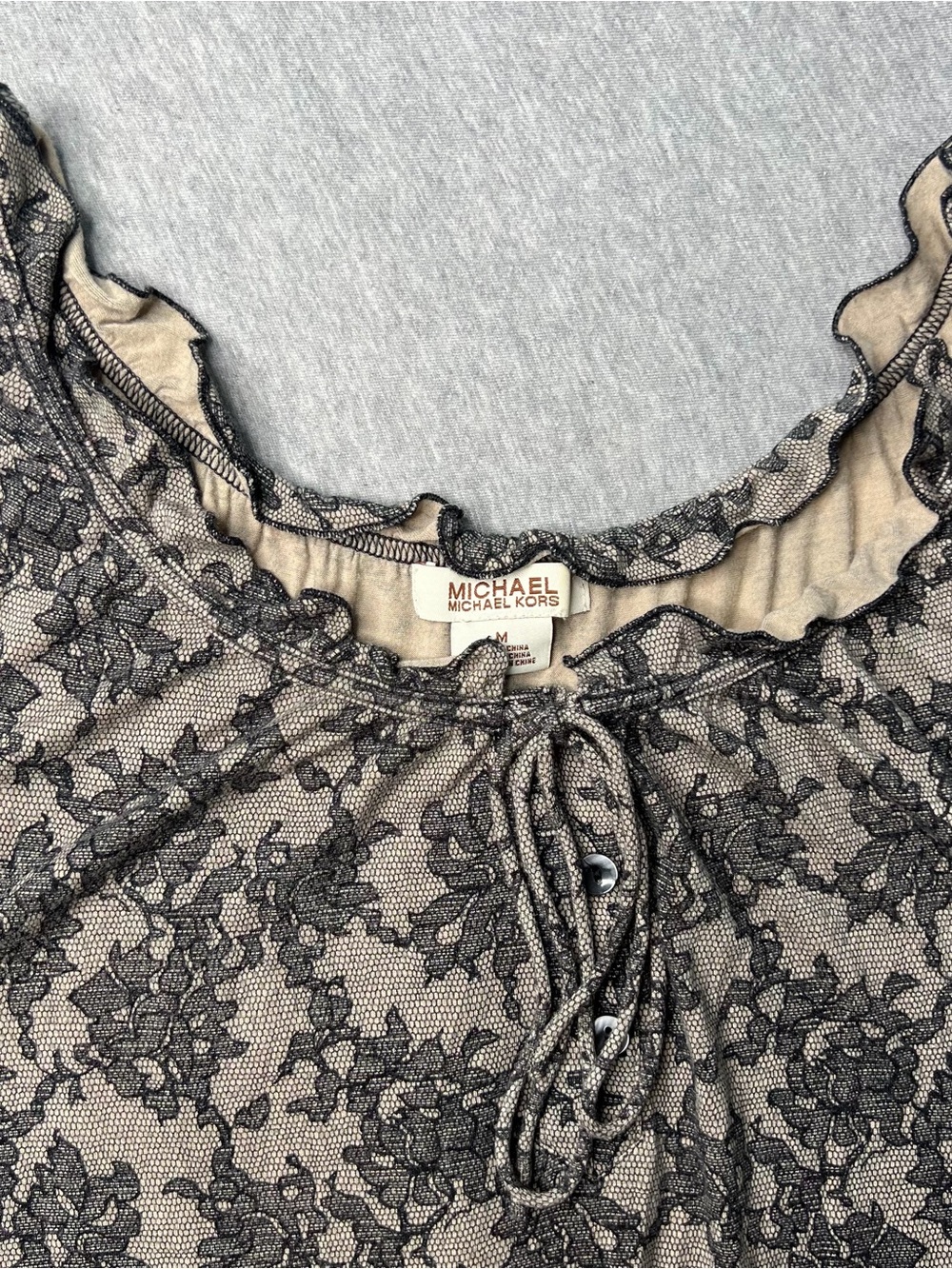 Michael Kors women’s blouse tank top size medium - Picture 2 of 4